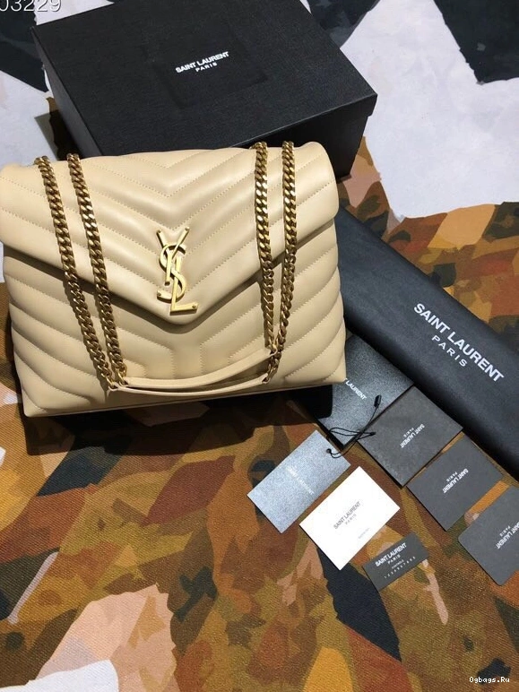 YSL LOULOU MEDIUM 0720